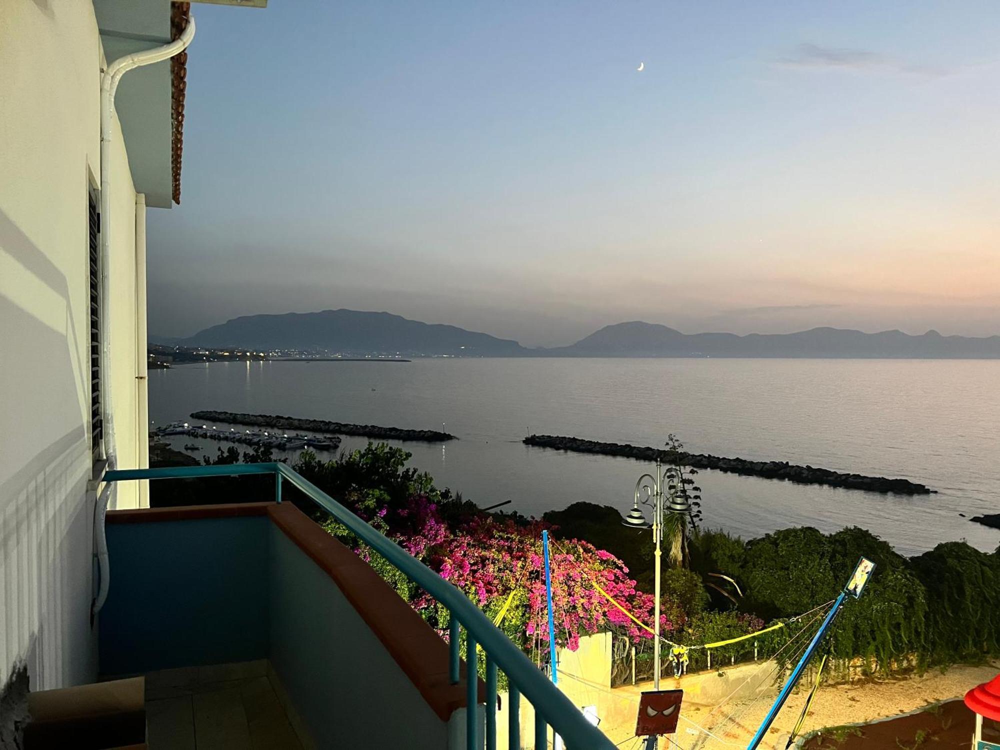 Appartamento Vista Mare Trappeto  Esterno foto
