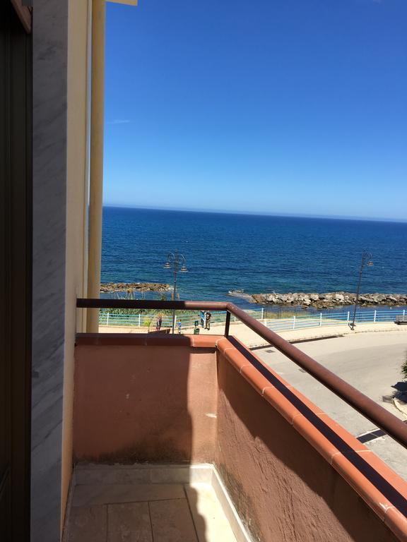 Appartamento Vista Mare Trappeto  Esterno foto